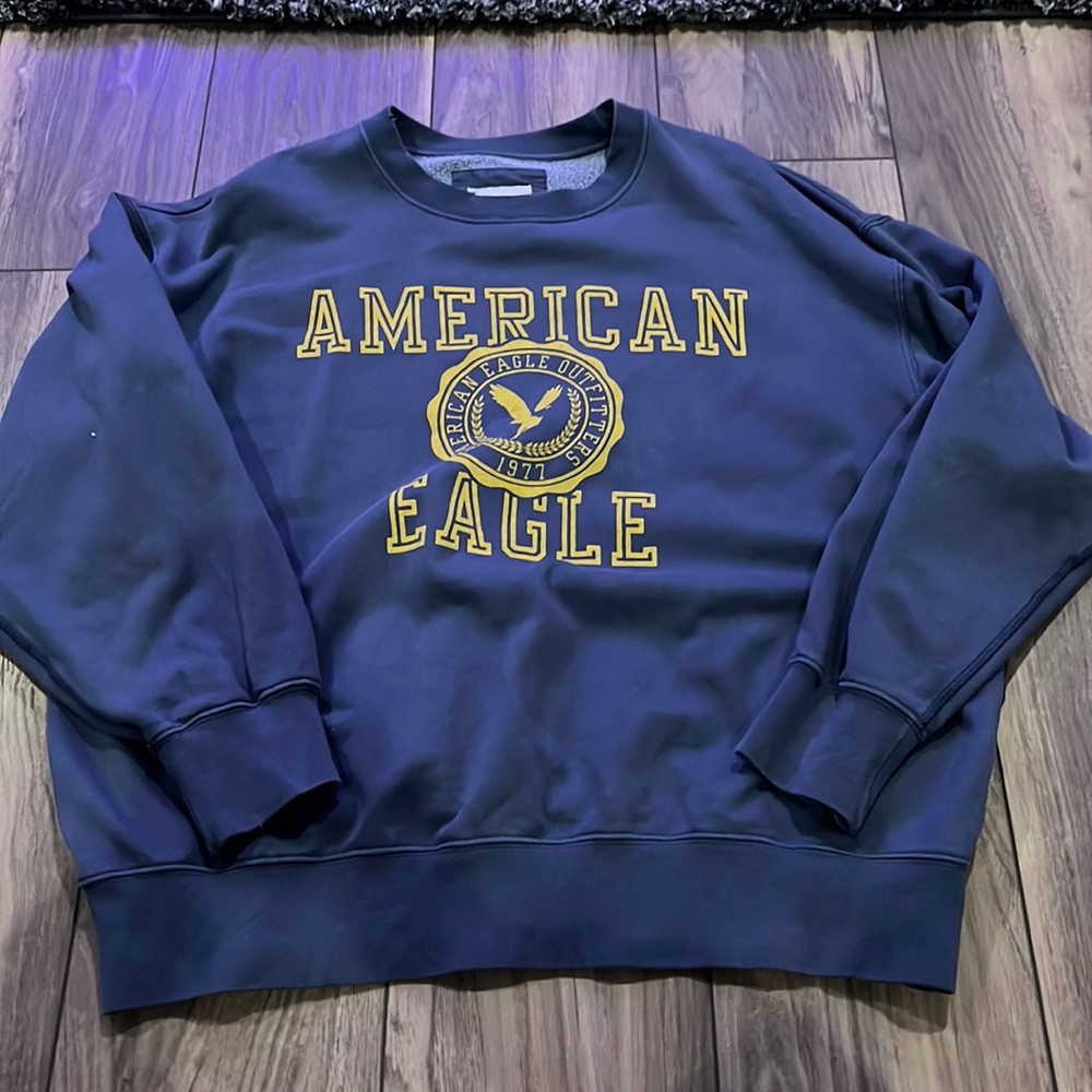 American Eagle Crewneck